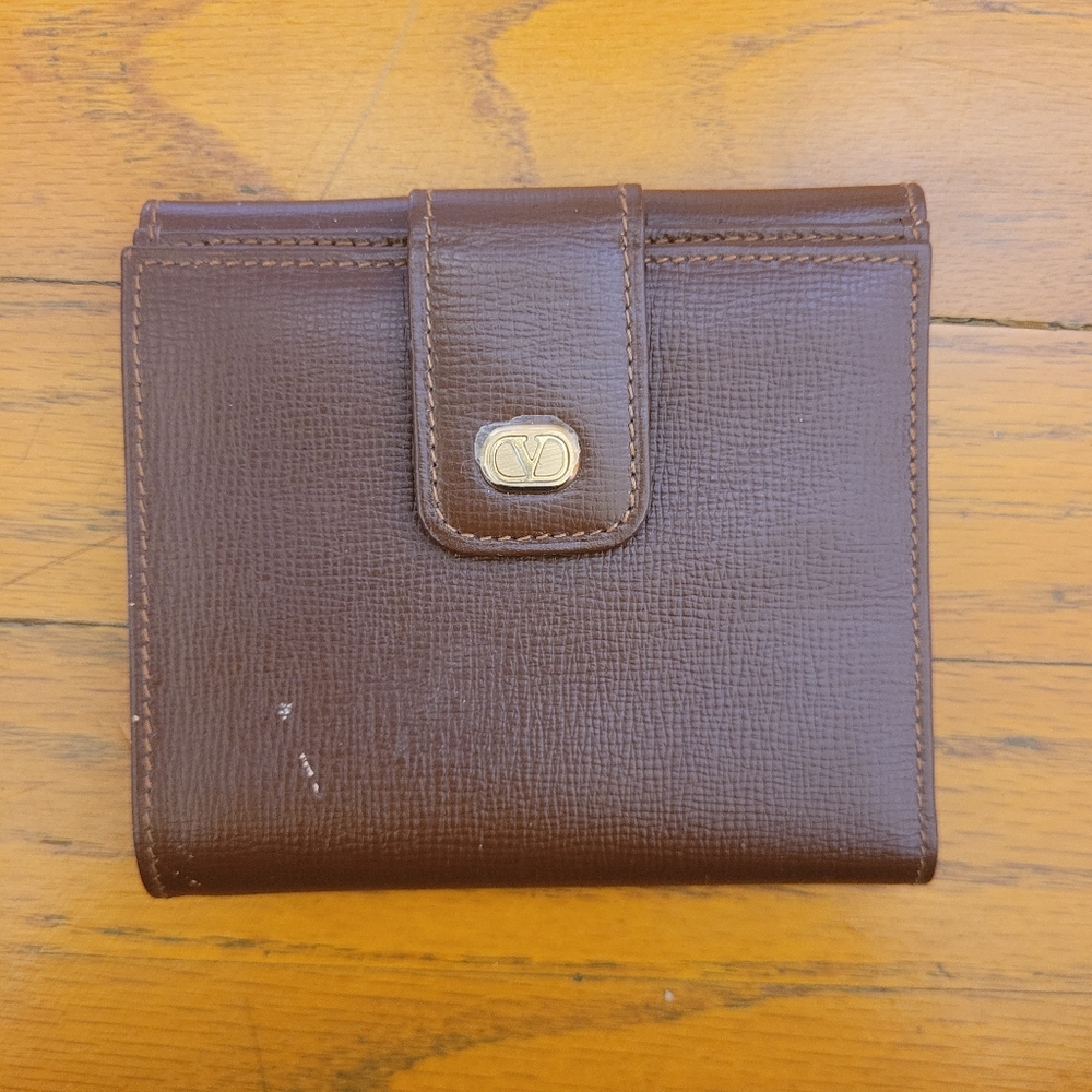 NWT Valentino Garavani Brown Genuine Leather Wallet with Gold Accent
